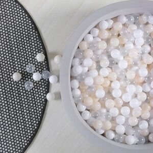Neutral Ball Pit  - White, Cream & Clear Play Balls